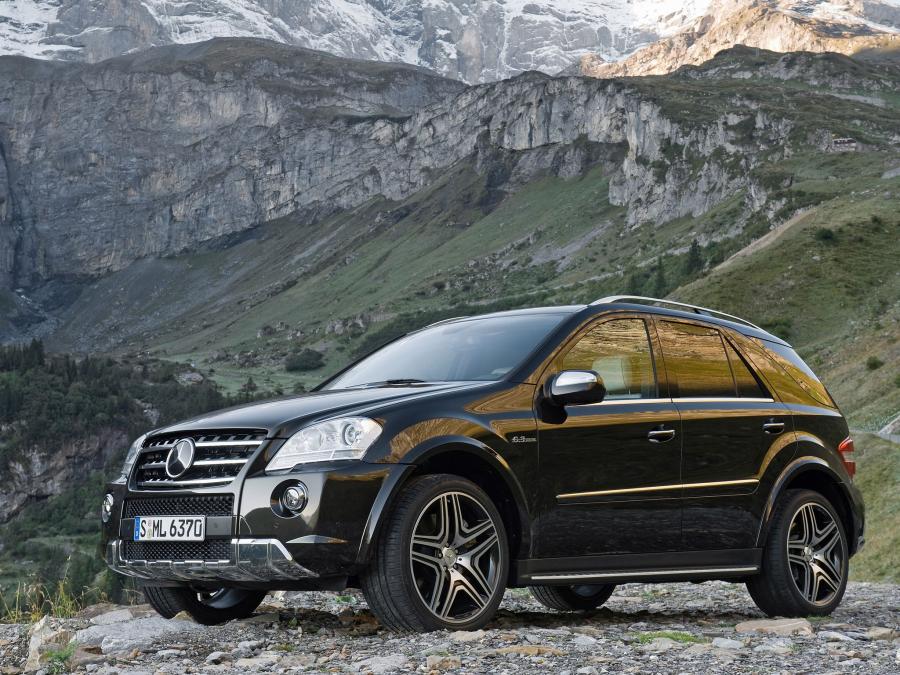  Mercedes-Benz ML63 AMG Performance Studio 2009 года  (фото 32 из 37)